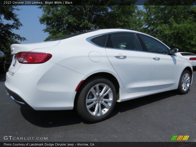 Bright White / Black 2015 Chrysler 200 Limited
