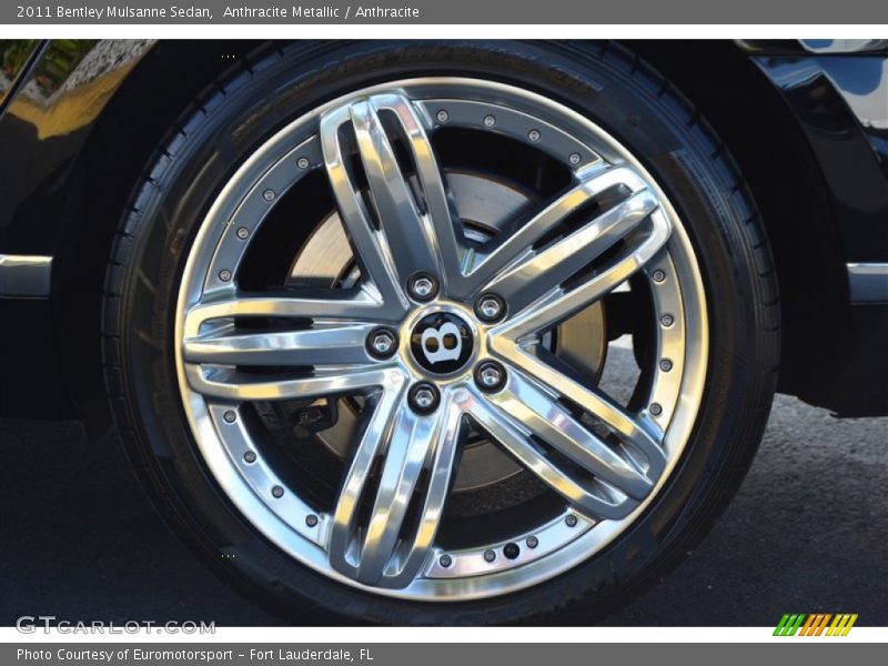  2011 Mulsanne Sedan Wheel