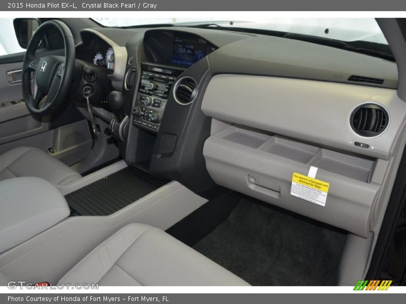 Dashboard of 2015 Pilot EX-L