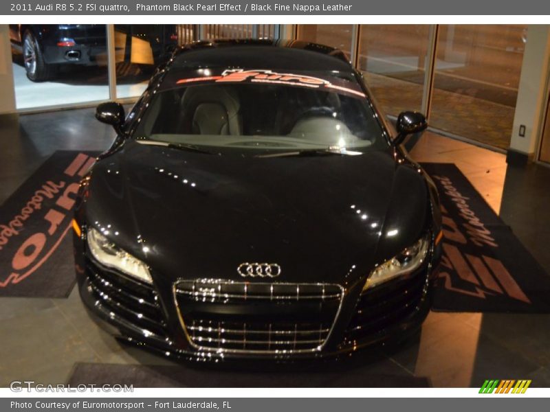 Phantom Black Pearl Effect / Black Fine Nappa Leather 2011 Audi R8 5.2 FSI quattro