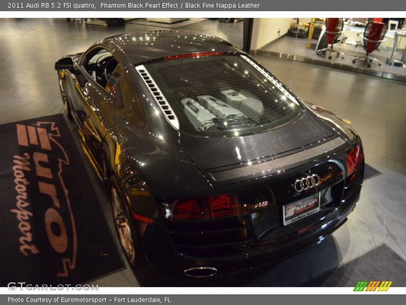 Phantom Black Pearl Effect / Black Fine Nappa Leather 2011 Audi R8 5.2 FSI quattro