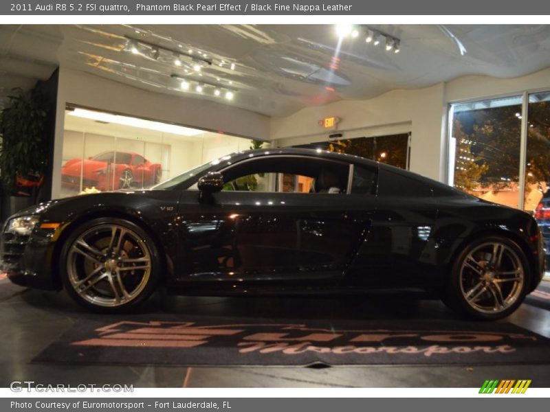 Phantom Black Pearl Effect / Black Fine Nappa Leather 2011 Audi R8 5.2 FSI quattro