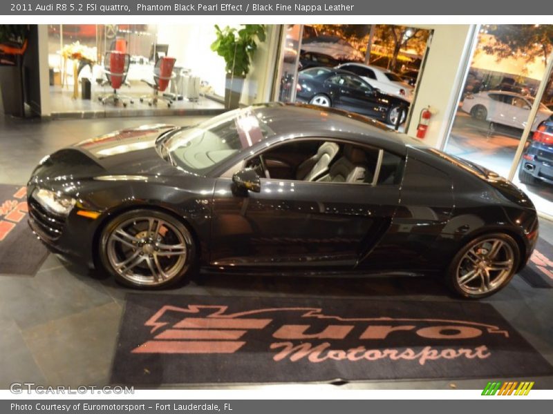Phantom Black Pearl Effect / Black Fine Nappa Leather 2011 Audi R8 5.2 FSI quattro
