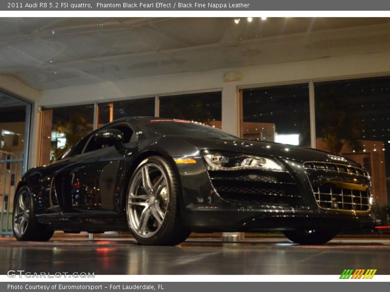 Phantom Black Pearl Effect / Black Fine Nappa Leather 2011 Audi R8 5.2 FSI quattro