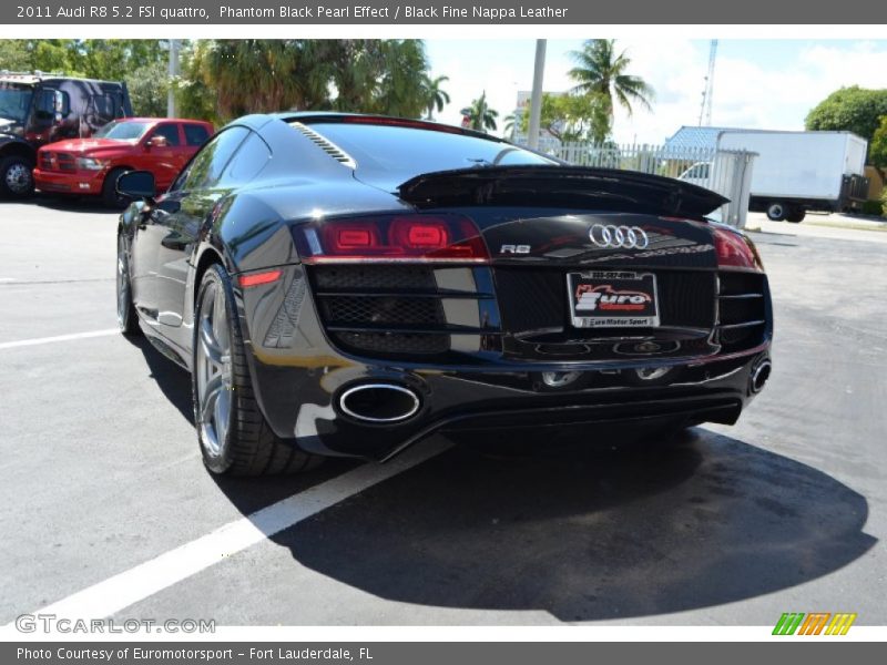 Phantom Black Pearl Effect / Black Fine Nappa Leather 2011 Audi R8 5.2 FSI quattro