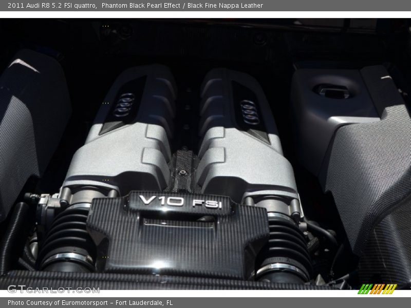 Phantom Black Pearl Effect / Black Fine Nappa Leather 2011 Audi R8 5.2 FSI quattro