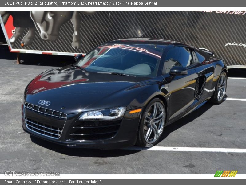 Phantom Black Pearl Effect / Black Fine Nappa Leather 2011 Audi R8 5.2 FSI quattro