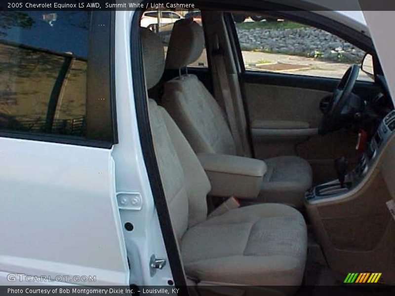 Summit White / Light Cashmere 2005 Chevrolet Equinox LS AWD