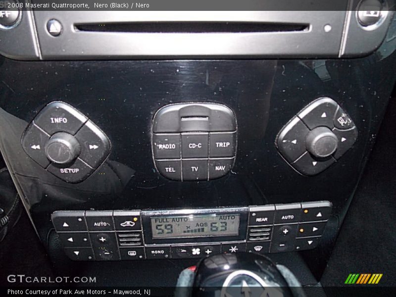 Controls of 2008 Quattroporte 