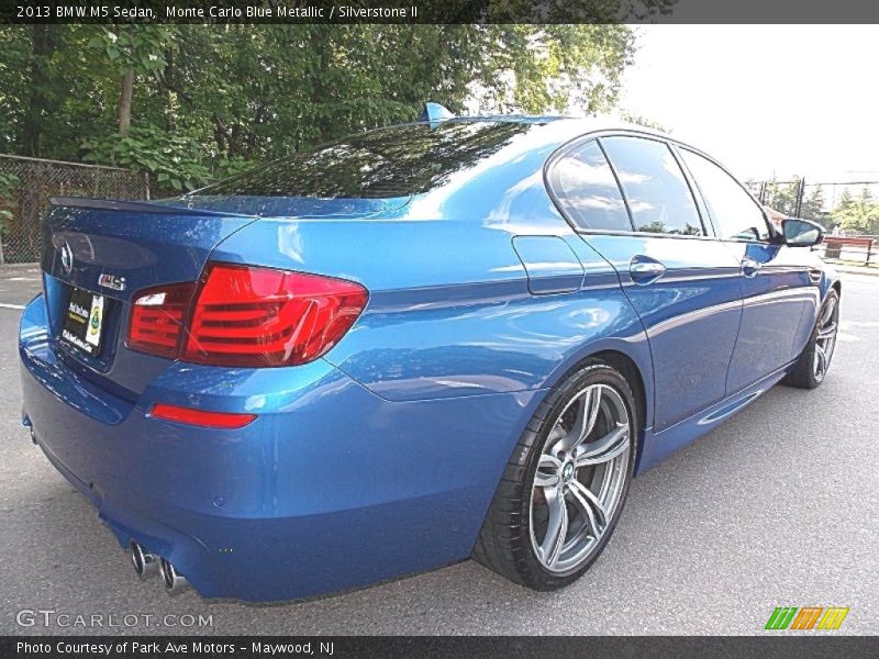 Monte Carlo Blue Metallic / Silverstone II 2013 BMW M5 Sedan