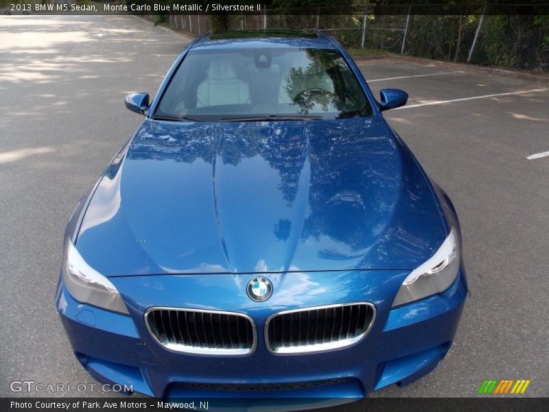 Monte Carlo Blue Metallic / Silverstone II 2013 BMW M5 Sedan