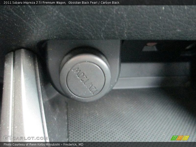 Obsidian Black Pearl / Carbon Black 2011 Subaru Impreza 2.5i Premium Wagon