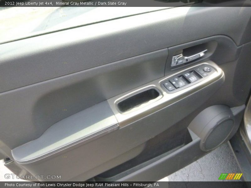 Mineral Gray Metallic / Dark Slate Gray 2012 Jeep Liberty Jet 4x4