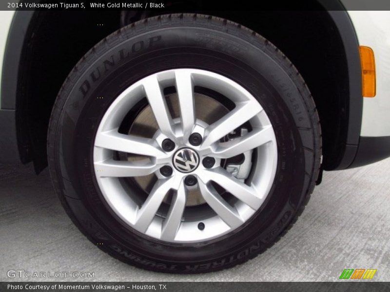 White Gold Metallic / Black 2014 Volkswagen Tiguan S
