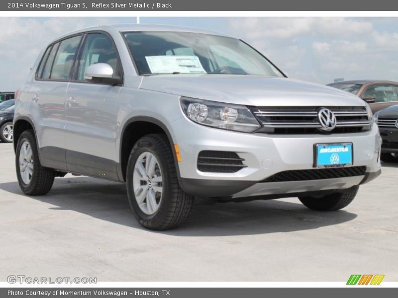 Reflex Silver Metallic / Black 2014 Volkswagen Tiguan S