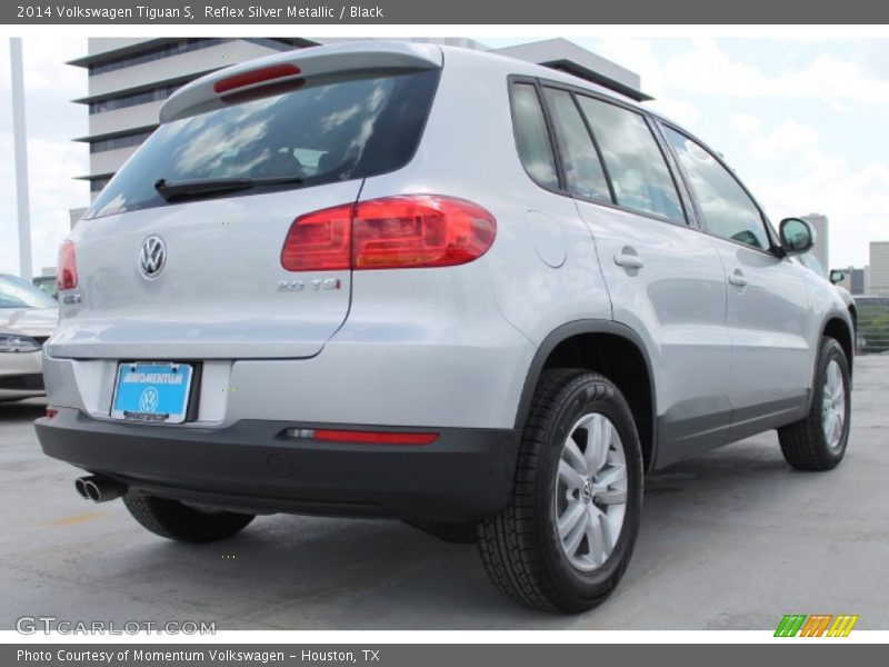 Reflex Silver Metallic / Black 2014 Volkswagen Tiguan S