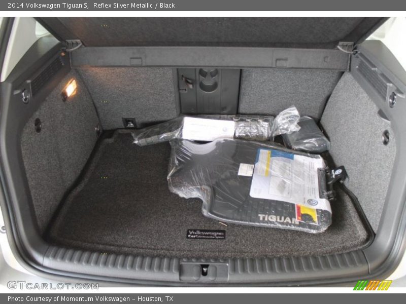 Reflex Silver Metallic / Black 2014 Volkswagen Tiguan S