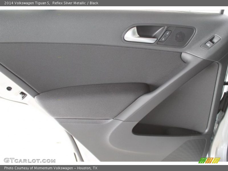 Reflex Silver Metallic / Black 2014 Volkswagen Tiguan S