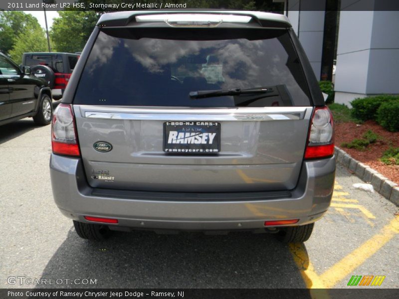 Stornoway Grey Metallic / Almond 2011 Land Rover LR2 HSE