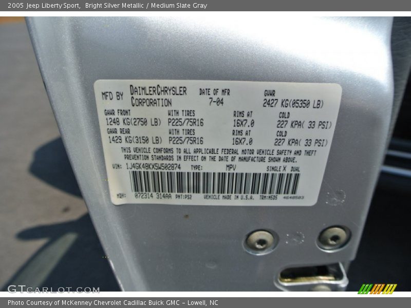 Bright Silver Metallic / Medium Slate Gray 2005 Jeep Liberty Sport