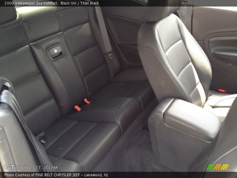 Black Uni / Titan Black 2009 Volkswagen Eos Komfort