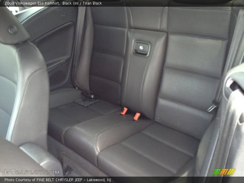 Black Uni / Titan Black 2009 Volkswagen Eos Komfort