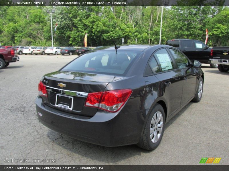 Tungsten Metallic / Jet Black/Medium Titanium 2014 Chevrolet Cruze LS