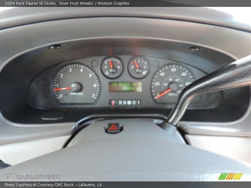 Silver Frost Metallic / Medium Graphite 2004 Ford Taurus SE Sedan