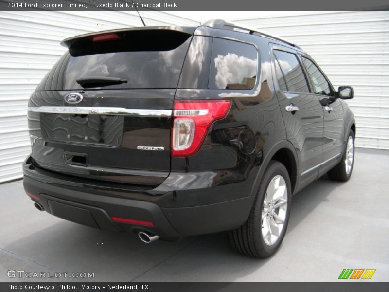 Tuxedo Black / Charcoal Black 2014 Ford Explorer Limited