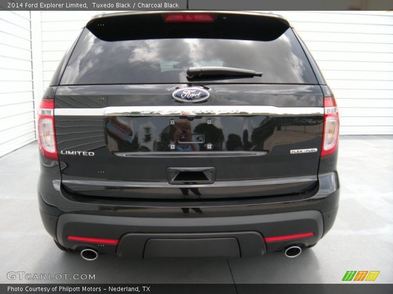 Tuxedo Black / Charcoal Black 2014 Ford Explorer Limited