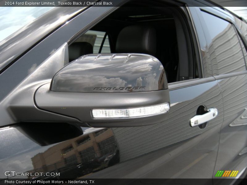 Tuxedo Black / Charcoal Black 2014 Ford Explorer Limited