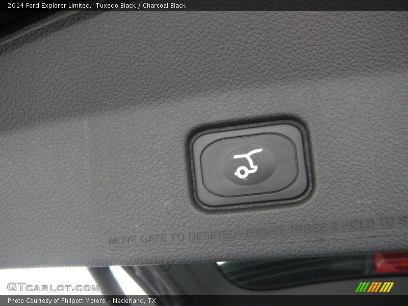 Tuxedo Black / Charcoal Black 2014 Ford Explorer Limited