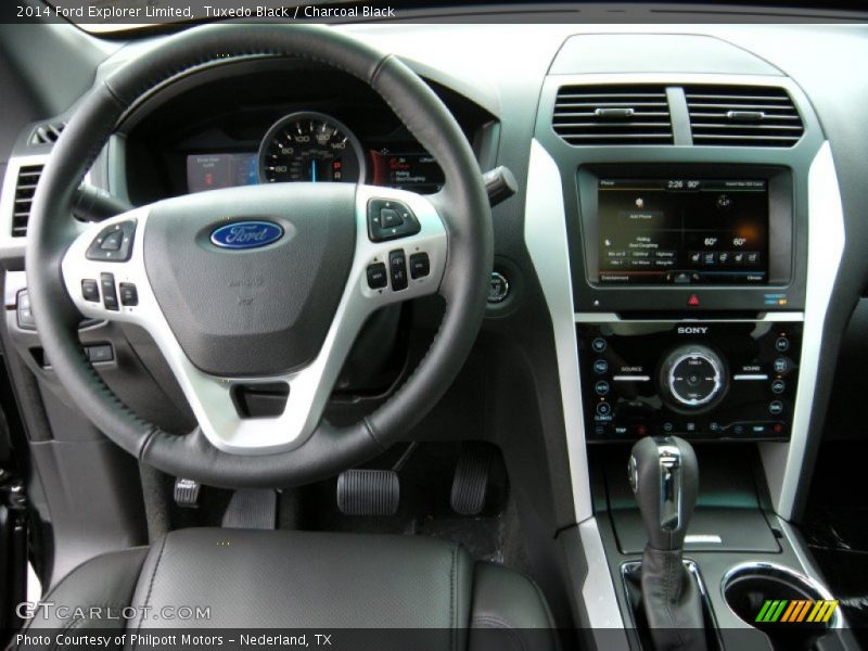 Tuxedo Black / Charcoal Black 2014 Ford Explorer Limited
