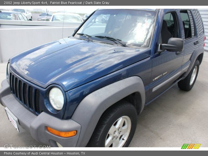Patriot Blue Pearlcoat / Dark Slate Gray 2002 Jeep Liberty Sport 4x4