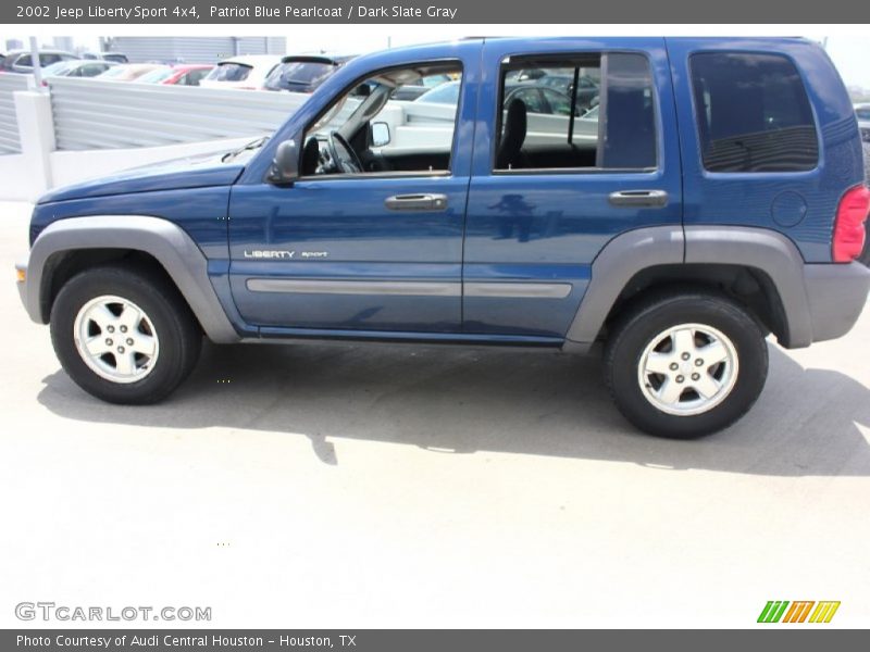 Patriot Blue Pearlcoat / Dark Slate Gray 2002 Jeep Liberty Sport 4x4