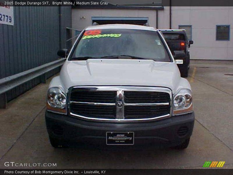 Bright White / Medium Slate Gray 2005 Dodge Durango SXT