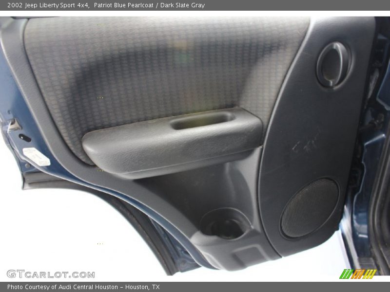 Patriot Blue Pearlcoat / Dark Slate Gray 2002 Jeep Liberty Sport 4x4
