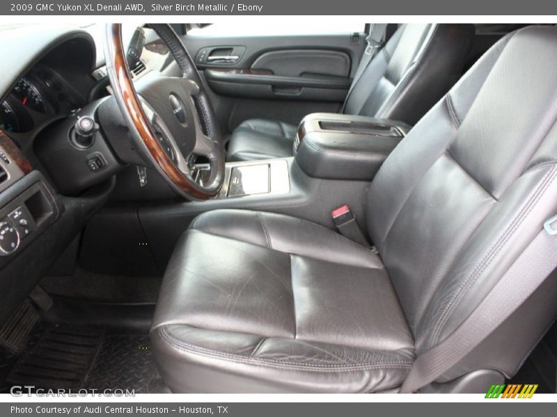 Silver Birch Metallic / Ebony 2009 GMC Yukon XL Denali AWD