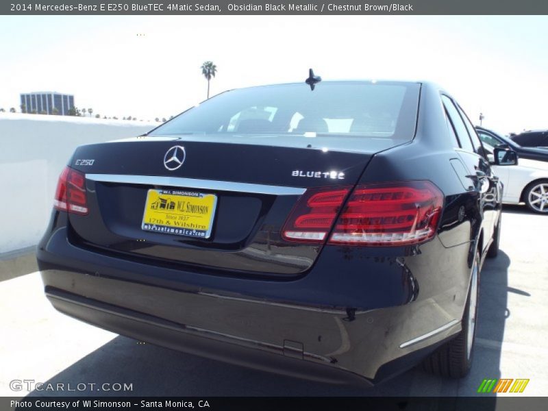 Obsidian Black Metallic / Chestnut Brown/Black 2014 Mercedes-Benz E E250 BlueTEC 4Matic Sedan