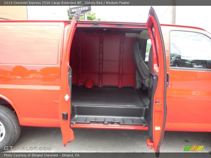 Victory Red / Medium Pewter 2014 Chevrolet Express 2500 Cargo Extended WT