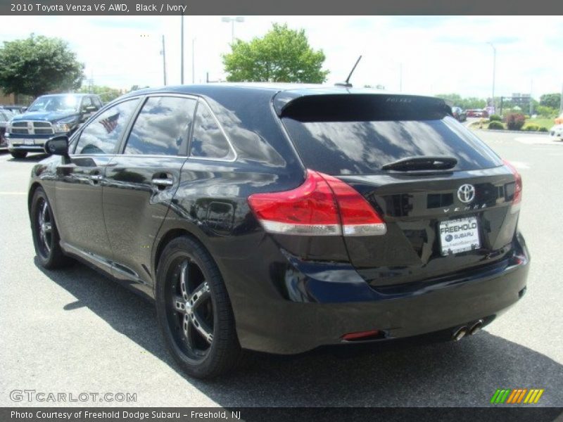 Black / Ivory 2010 Toyota Venza V6 AWD