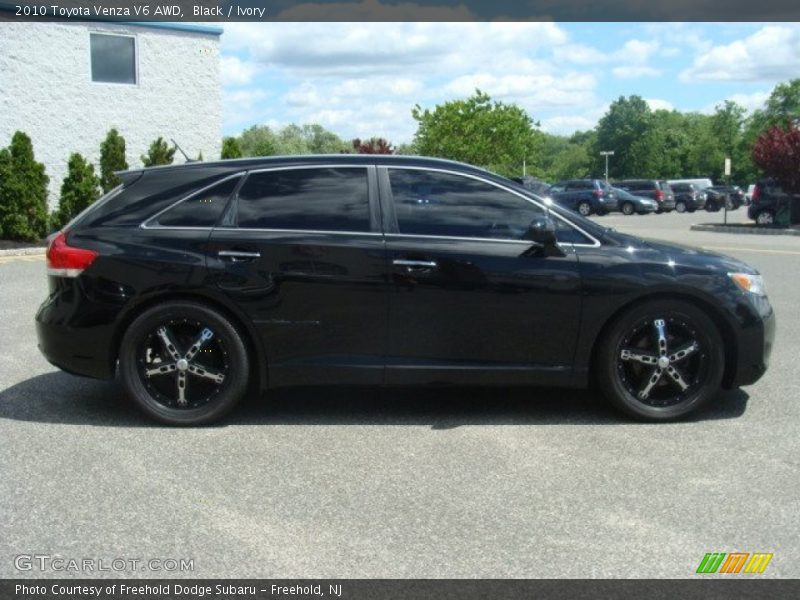 Black / Ivory 2010 Toyota Venza V6 AWD
