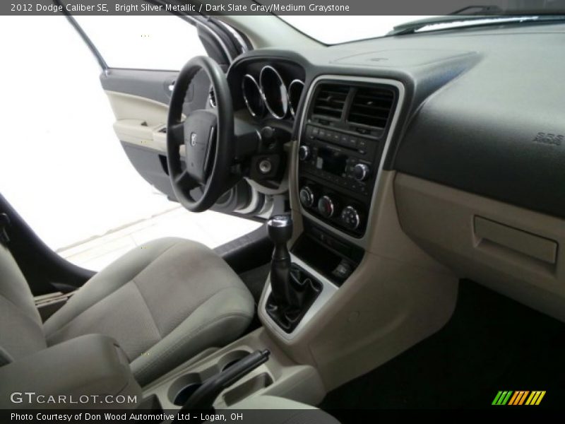 Bright Silver Metallic / Dark Slate Gray/Medium Graystone 2012 Dodge Caliber SE