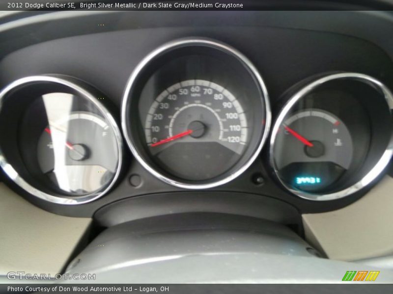 Bright Silver Metallic / Dark Slate Gray/Medium Graystone 2012 Dodge Caliber SE