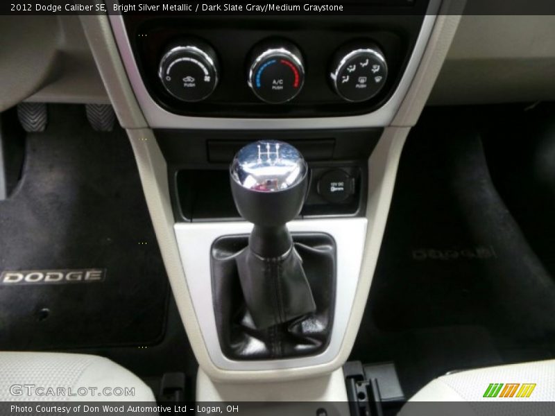 Bright Silver Metallic / Dark Slate Gray/Medium Graystone 2012 Dodge Caliber SE