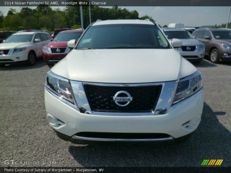 Moonlight White / Charcoal 2014 Nissan Pathfinder SV AWD