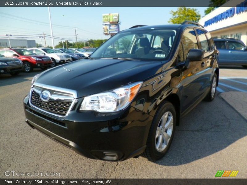 Front 3/4 View of 2015 Forester 2.5i