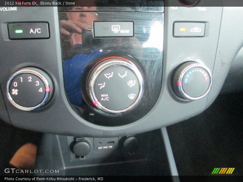 Ebony Black / Stone 2012 Kia Forte EX