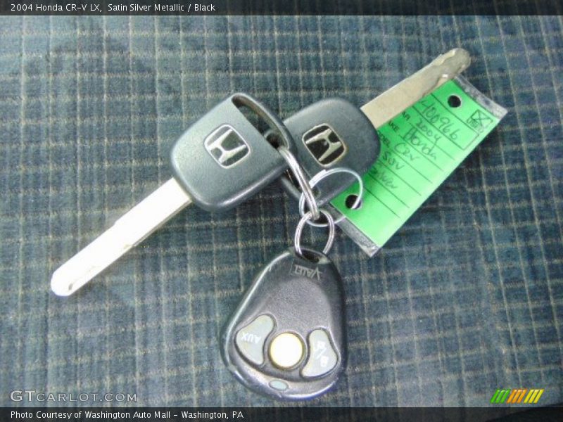 Satin Silver Metallic / Black 2004 Honda CR-V LX