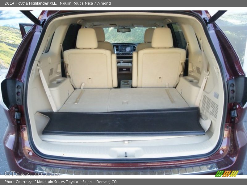 Moulin Rouge Mica / Almond 2014 Toyota Highlander XLE